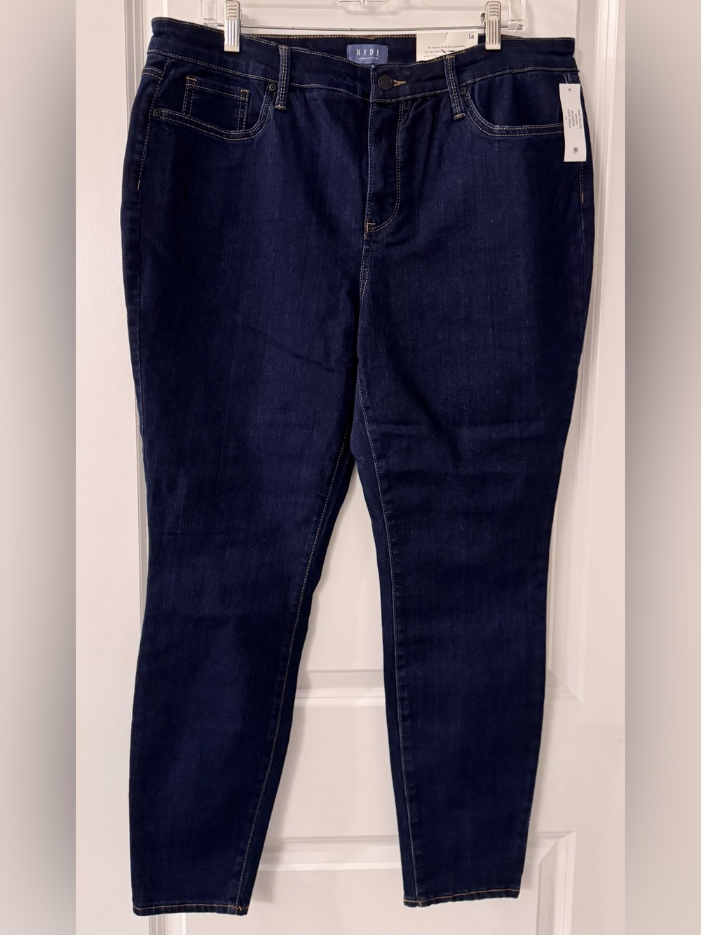#1987 - NYDJ Skinny Lift x Tuck Technology Dark Wash Blue Denim Jeans 5 Pocket